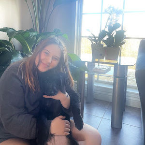 Meet your Posher, Anna